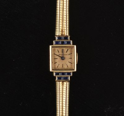 BOUCHERON Montre-bracelet de dame en or jaune 18K à mouvemen… - Photo 1