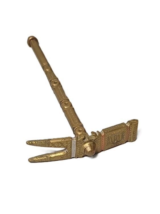 Objets d'art & Curiosités