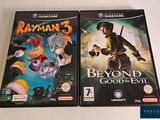 deux boîtiers de jeux vidéo : « Rayman 3 » et « Beyond Good and Evil »