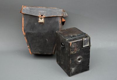 Pascal Japy frères Lyon. Appareil box conçu par Monsieur Pas… - Photo 1