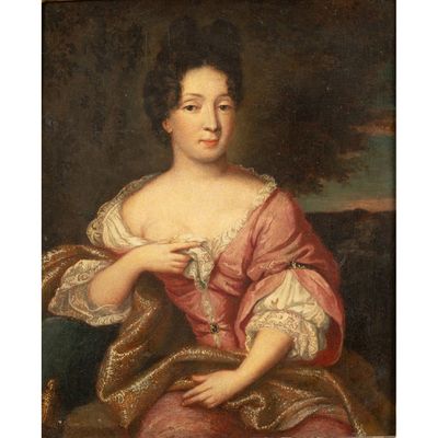un tableau représentant une femme en robe rose tenant un serpent