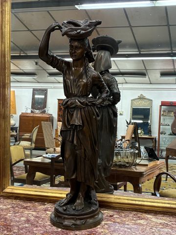 Albert ROLLE (1816 -?). « Pêcheuse de St Jean de Luz ». Bronze pa