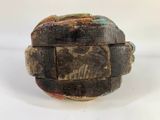 an image of a piece of wood that is sitting on a table