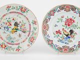 paire d'assiettes de la famille chinoise avec oiseaux et fleurs