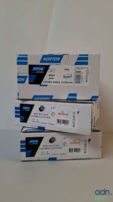 Lot de 50 bandes abrasive P50 et 1 brosse métallique torsadé…