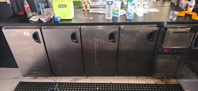 1 Tour Refrigere Infrico, 4 Portes, Groupe Loge, Dimension 2…