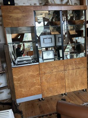 Meuble living en 3 parties, formant étagère avec miroir rétr…