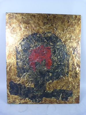 un gros plan d'un tableau sur une surface blanche représentant une fleur rouge