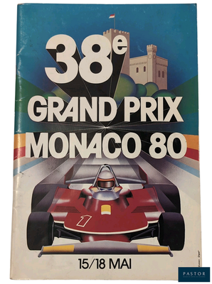 un livre sur lequel figure l'image d'une voiture de course