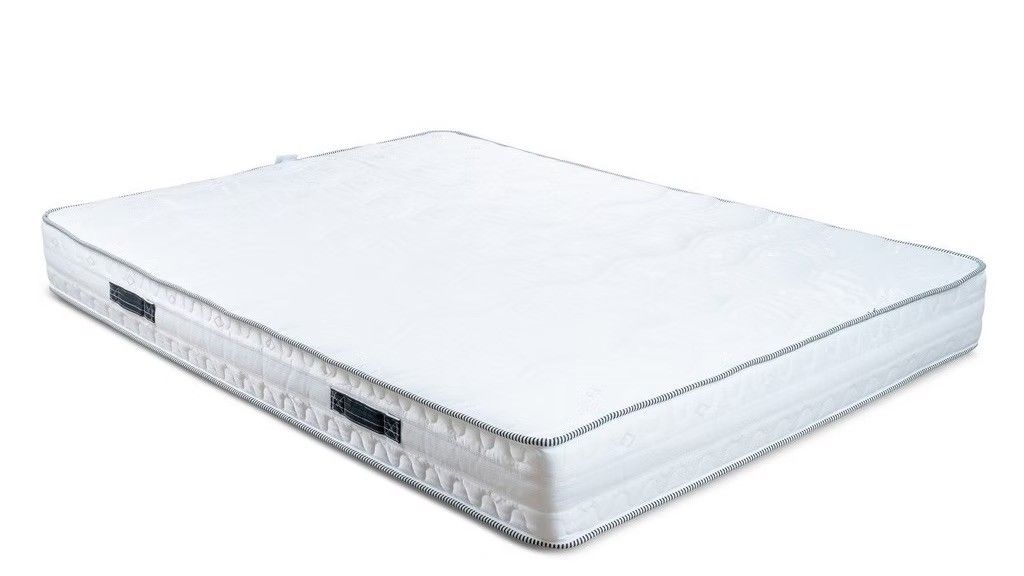 1 x Matelas Elite 140x190 cm :