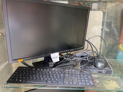 Lot comprenant : unité central DELL OPTIPLEX3000, clavier, s…