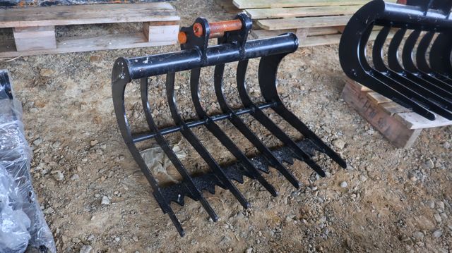 Râteau L600mm pour mini-pelle 1,5t-2,0t, axes 30mm, largeur entre...