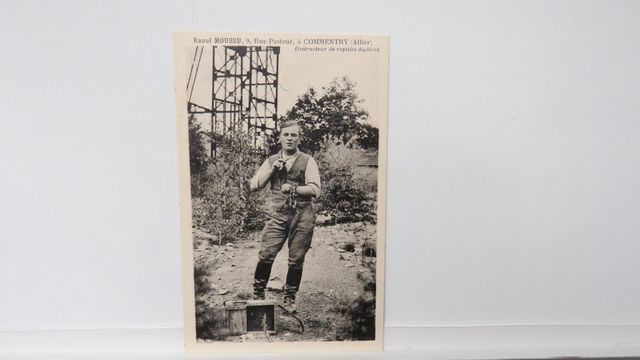 Allier : Lot de 23 cpa identiques de Raoul Moussu, destructeur de...
