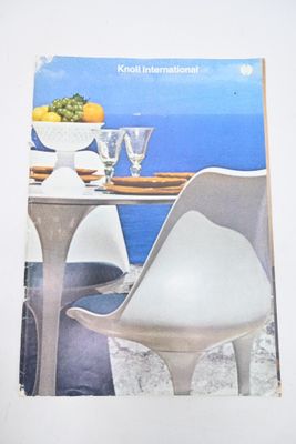 Knoll International Catalogue de revendeur de 42 pages impri…