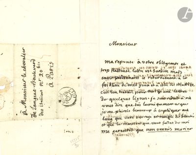 un bout de papier sur lequel figurent des inscriptions et un cachet
