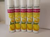 quatre bombes de jus d'orange posées sur un plan de travail
