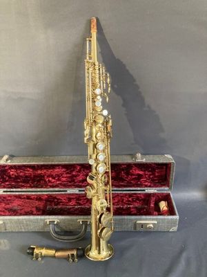 Saxophone soprano Henri SELMER en laiton verni