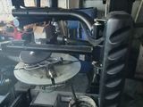 une photo d'une machine en train de travailler sur un équipement