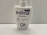 une photo d'un flacon de lotion posé sur un comptoir