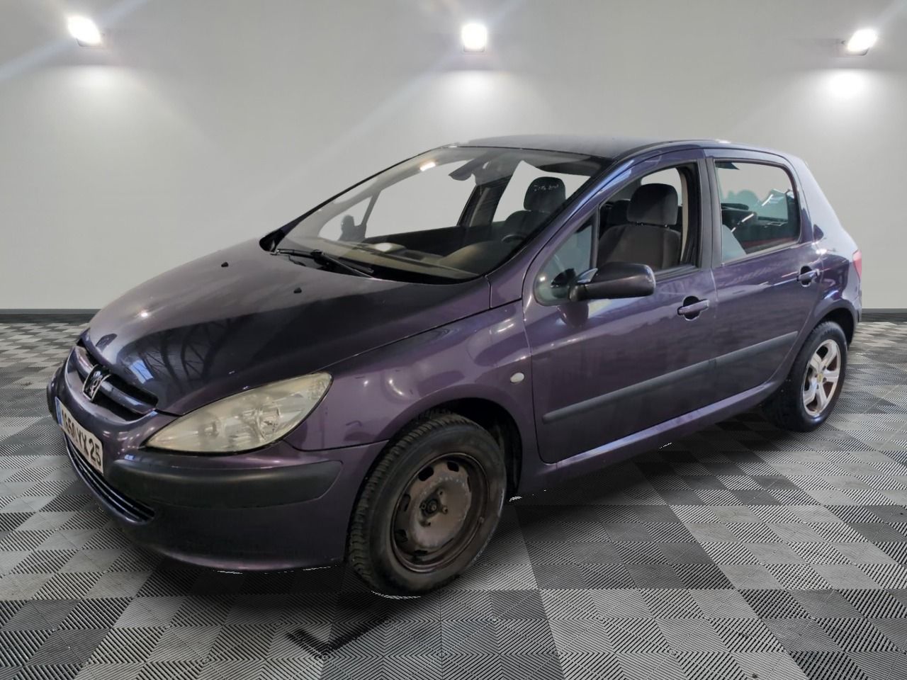 PEUGEOT - 307 - GO - Mise en service: 20/10/2003 - Vente exclusivement réservée aux professionnels de l'automobile