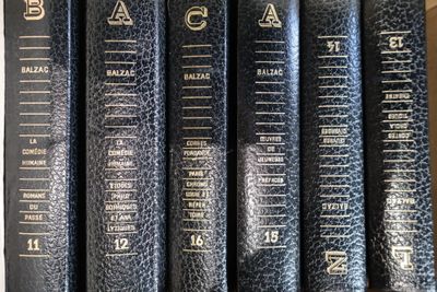 Manette d'env. 16 volumes BALZAC, Oeuvres complètes.