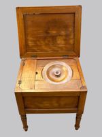 Petit cabinet d'aisance en bois fruitier, teinté miel, abatt… (photo 3)