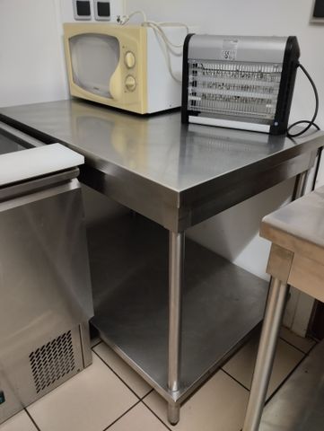 Table inox avec tablette inférieure, L : 100