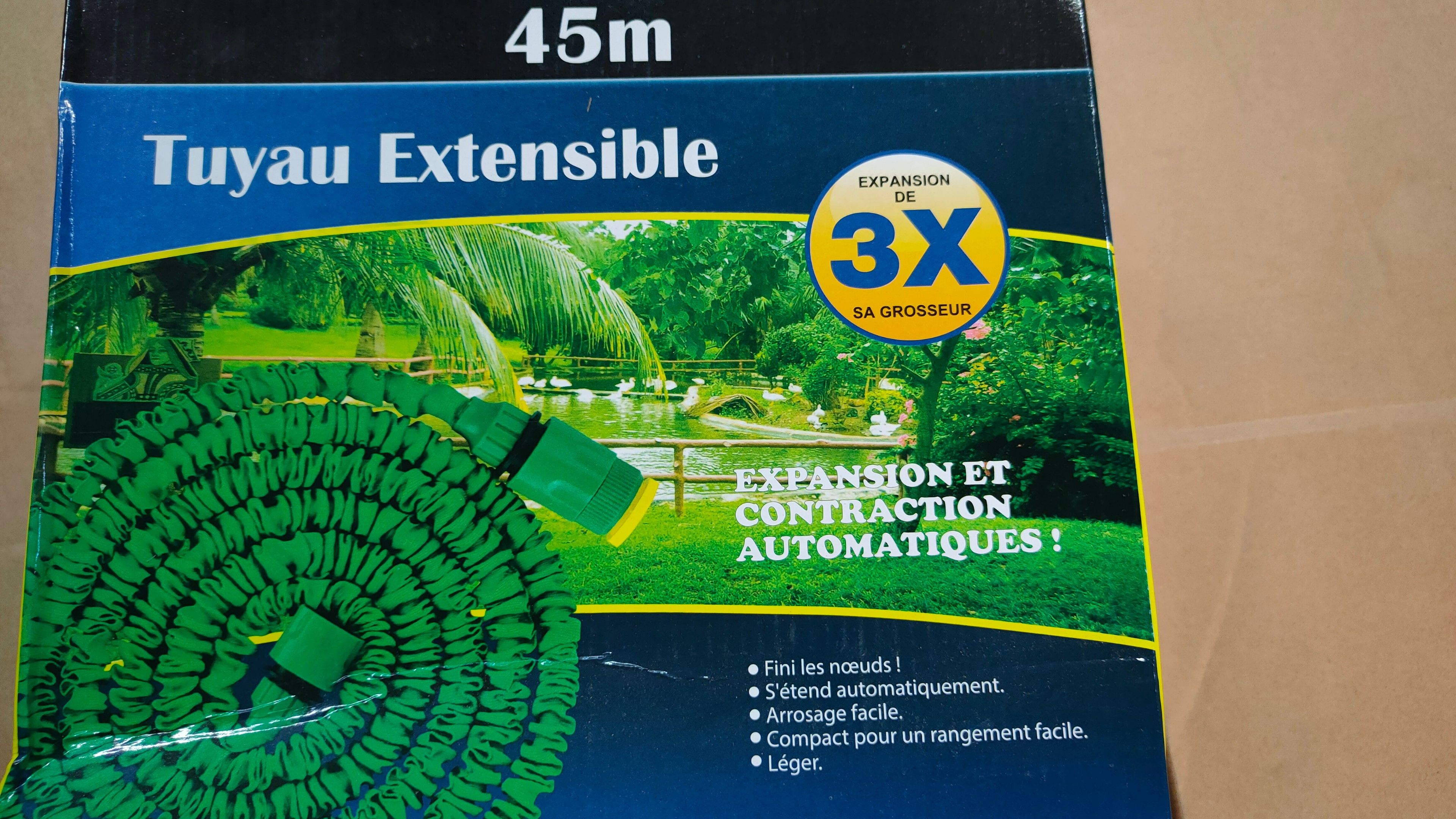 LOT DE 10 TUYAUX D ARROSAGE EXTENSIBLES LONGEUR 45M PRIX UNITAIRES CONSTATES 16,99€ SOIT ENVIRON 170 € LE LOT