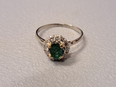 Bague en or blanc 18K 750 millièmes sertie d'une émeraude da… - Photo 1