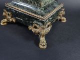 ANCIENNE ASSIETTE EN porcelaine (de Paris ?) en très bel état (L15/6