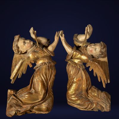 Paire d'anges musiciens de la Renaissance du XVIe siècle