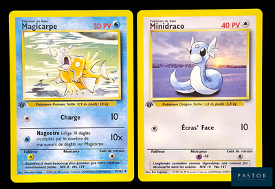 deux cartes Pokémon placées l'une à côté de l'autre