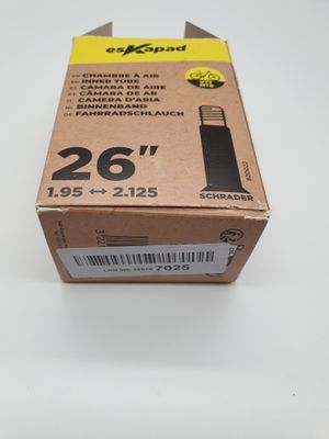 the box is empty and ready to be packed with the contents