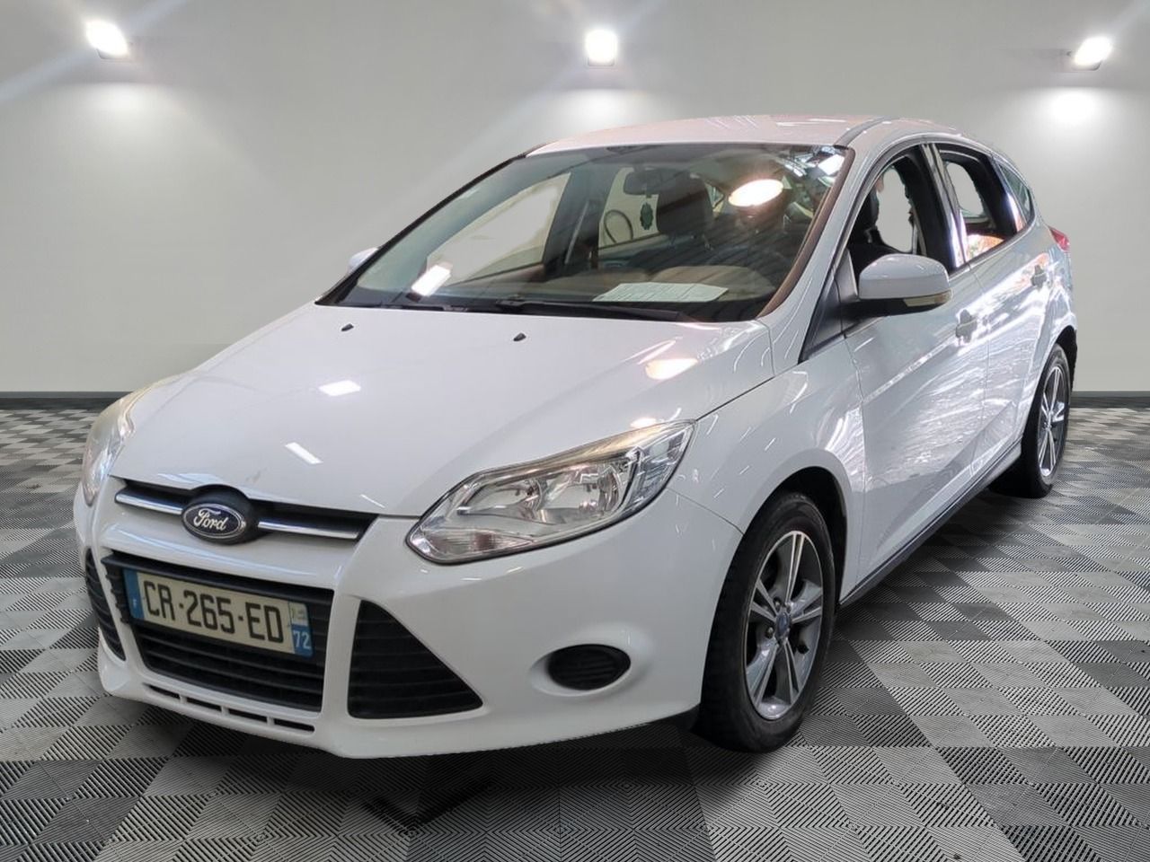 FORD - FOCUS 1.0 SCTI 100 ECOBOOST SS TREND - ES - Mise en s…