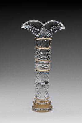 an image of a glass vase on a table
