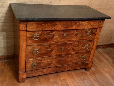 Commode Restauration. 115 x 56 H89, retrait à Bretenoux - 46…