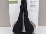 une photo d'une selle de vélo dans son emballage
