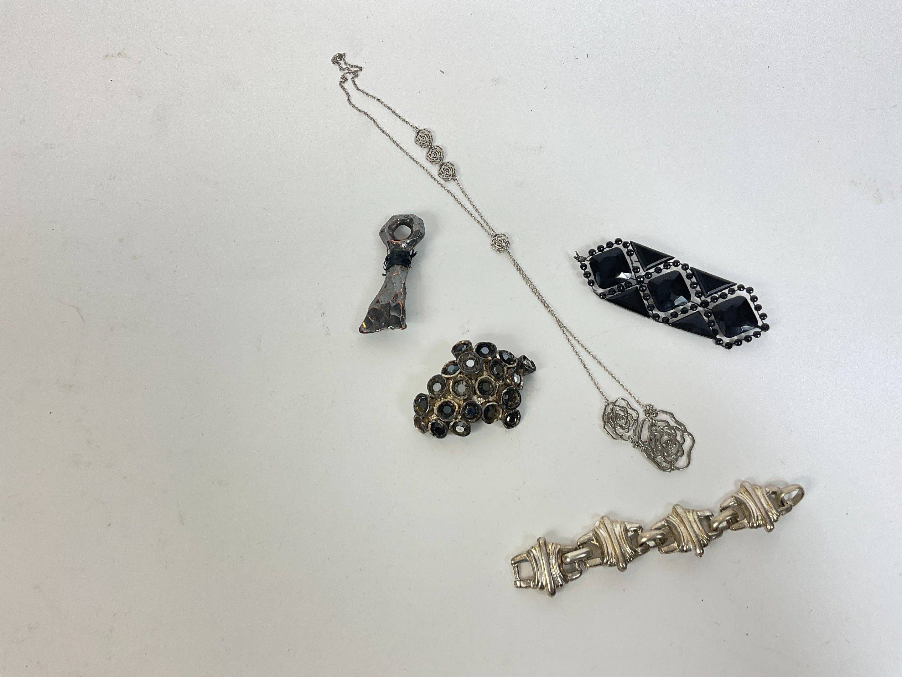 Objets d'art & Curiosités