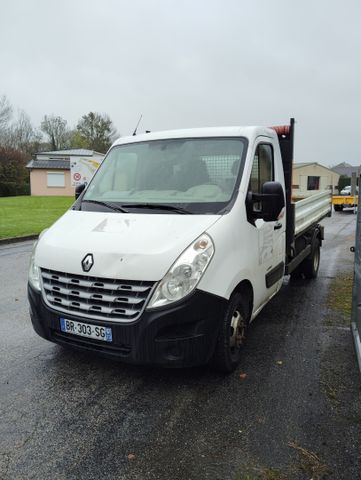 Véhicule utilitaire RENAULT Master immatriculé BR-303-SG, 1ère mi...