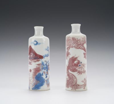 paire de vases en porcelaine chinoise ornés de motifs de dragons