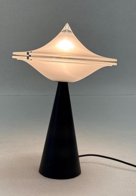 Cesare LACCA (Né en 1929), attribué à. Lampe modèle "Alien" …