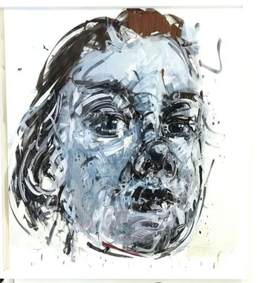 une photo d'un tableau représentant le visage d'une femme en noir et blanc