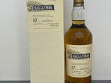 une bouteille de Macallamore 17 ans d'âge avec son coffret