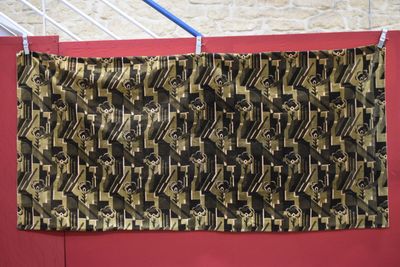 TENTURE ART DECO en tissu gaufré et velours, 123x255 cm. - Photo 1