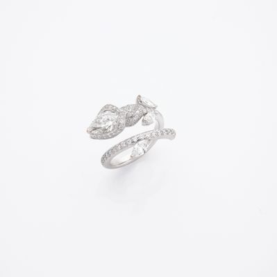 HRH Jewels Bague Sweet Blossom en Or Gris - Élégance et Raffinement