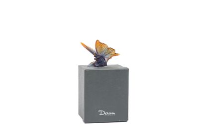 DAUM. Sujet "Papillon", en pâte de verre, violet et orange, … - Photo 1