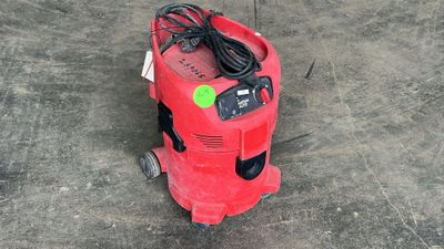 Aspirateur automatique Marque : Nilfisk Modèle : Alto test O…