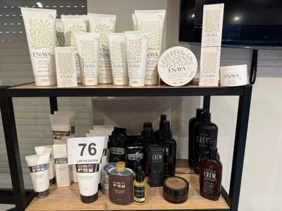 Environ 34 produits neufs ENAYA, DEFI ou CREW VENTE SUR DESI… - Photo 1