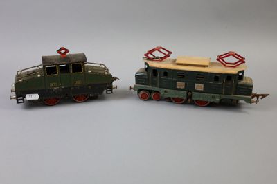 J de P « O » : Motrice électrique 2 B 2 SNCF verte. - Photo 1