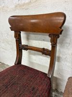 Paire de chaises en bois sculpté, dossier bandeau - Angleter… (photo 2)